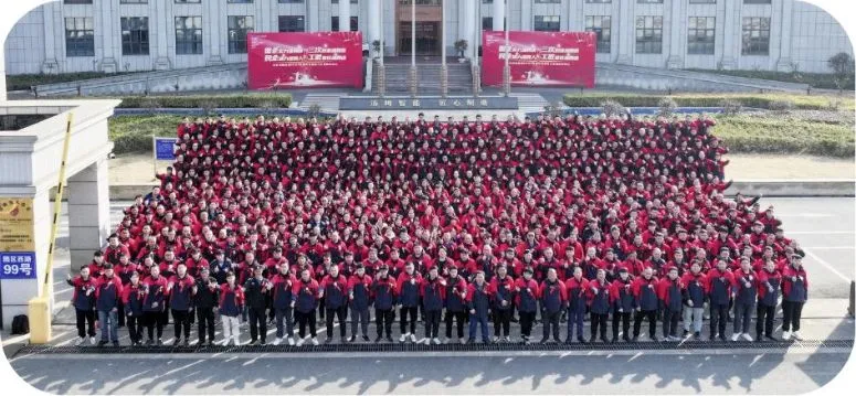 শিল্পের জন্য স্বয়ংক্রিয় রাসায়নিক লুব্রিকেন্ট ফিলিং মেশিন 5